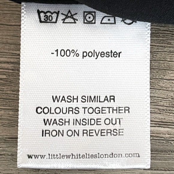 🌺 Little White Lies Urban Outfitters Ffion Black Lace Up Cover Up Dress Size XS - Picture 9 of 11